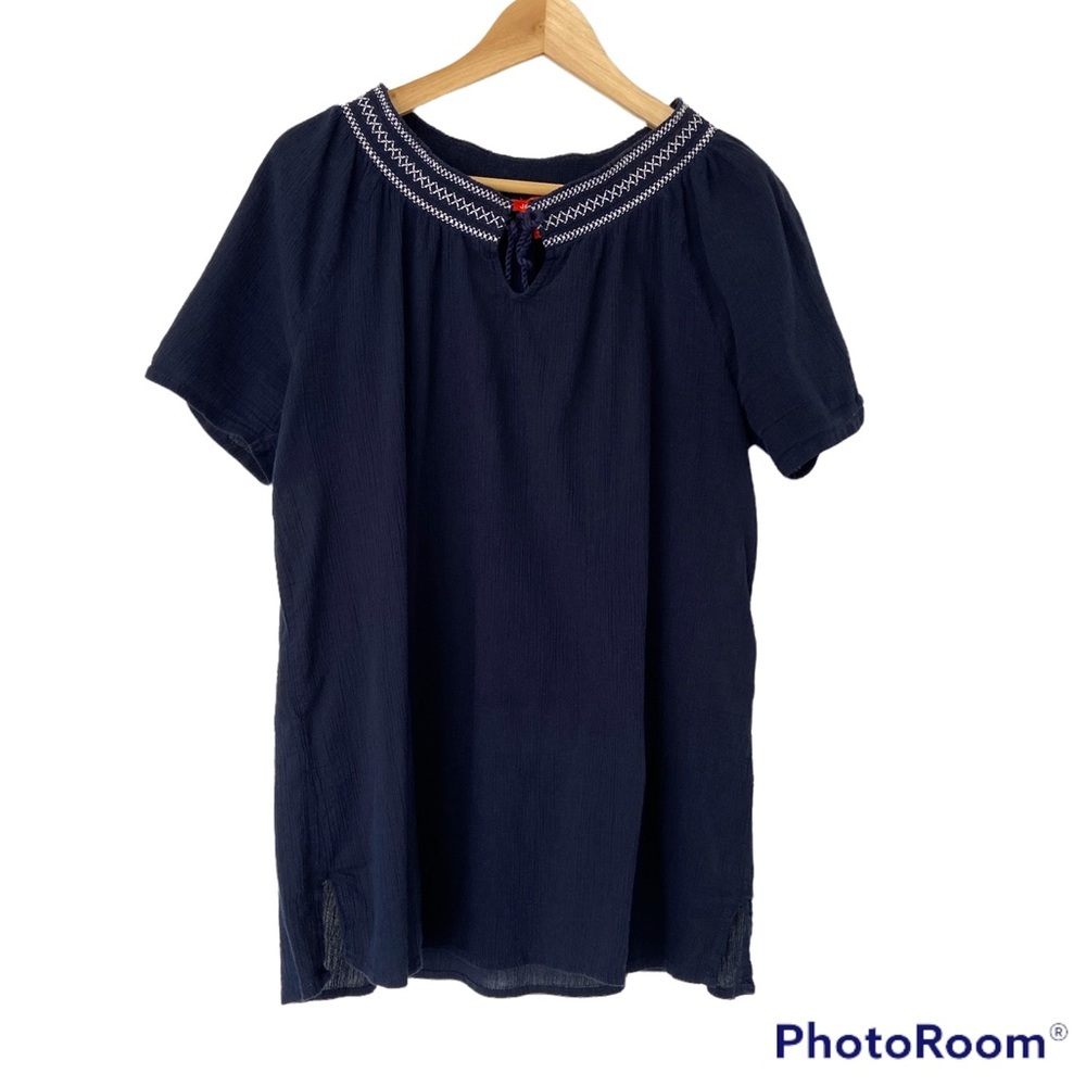 JOE FRESH NAVY/WHITE GUAZE TOP WITH EMBROIDERY DETAILS, LARGE